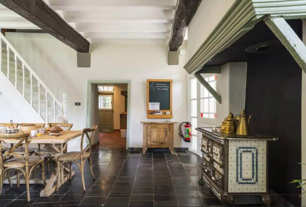 3 Day Psychedelic Therapy Retreat in the South of Netherlands 7