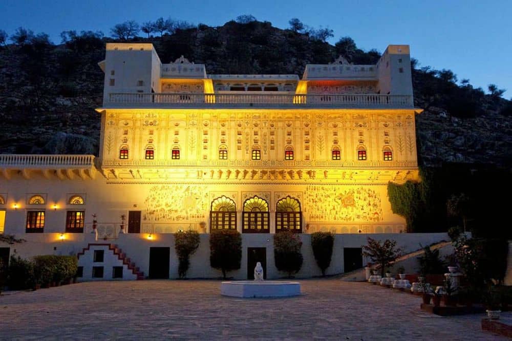 10 Day Wellness Retreat in Magnificent Castles and Forts of India