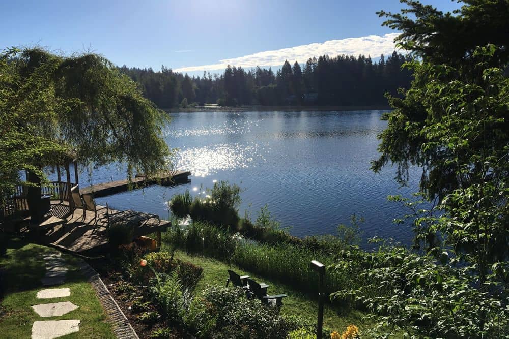 4 Day Cottage Lake B&B Silent Retreat, Washington US