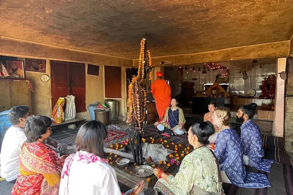 7 Day Immersive Yoga and Sightseeing Retreat in Rishikesh, India