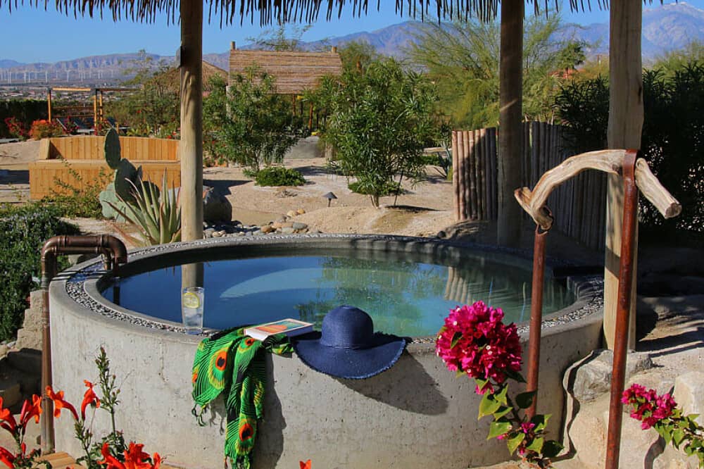 4 Day Desert Hot Springs California Yoga Retreat, CA, USA
