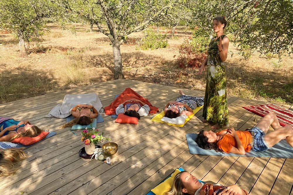 7 Day Discover the Medicine You Are to the World in Spain