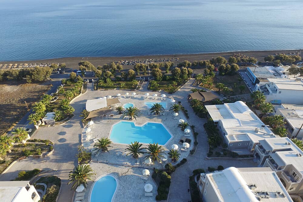 7 Day Santorini Reading Retreat in Greece