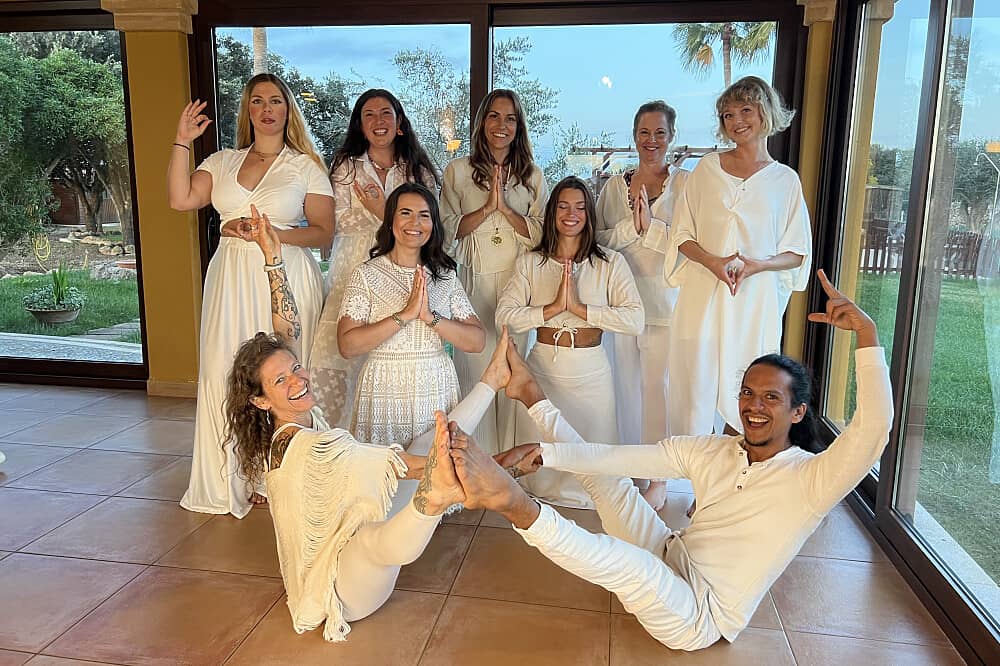 12 Day 200 HR Multi-Style Yoga TTC in Spanish, Mallorca, Spain