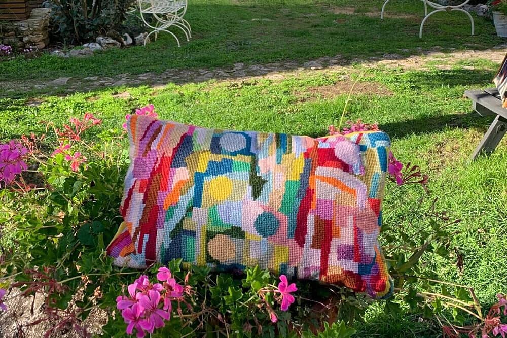 8 Day Tapestry as Art & Relaxation Retreat at La Faye, France