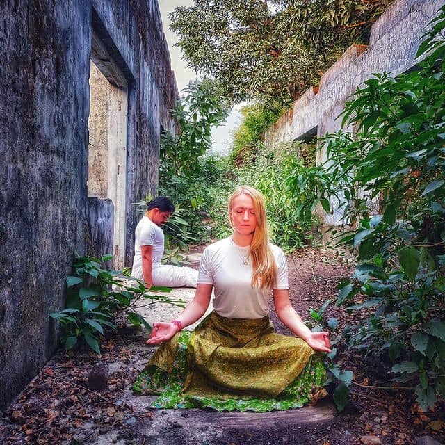 Yoga Retreat Centers in Rishikesh : Spiritual Escape