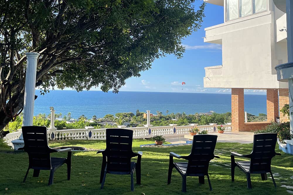 28 Day 300hr Advanced Yoga Training with Guru Santhosh, Colombia 3