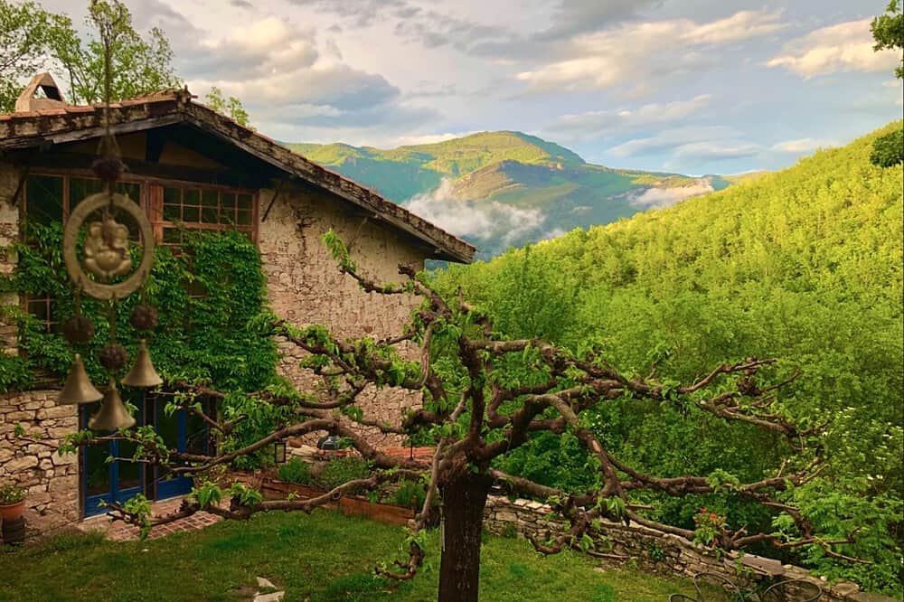 7 Day 'Radiant Being' Mountain Yoga&Meditation Retreat, Spain 5