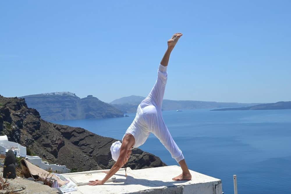 8 Day Pilates and Yoga Holiday in Santorini, Greece 5