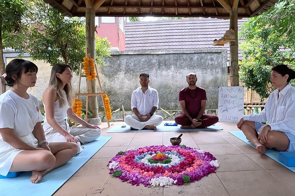 10 Day 100 Hour Multi-Style Yoga Teacher Training, Bali 5