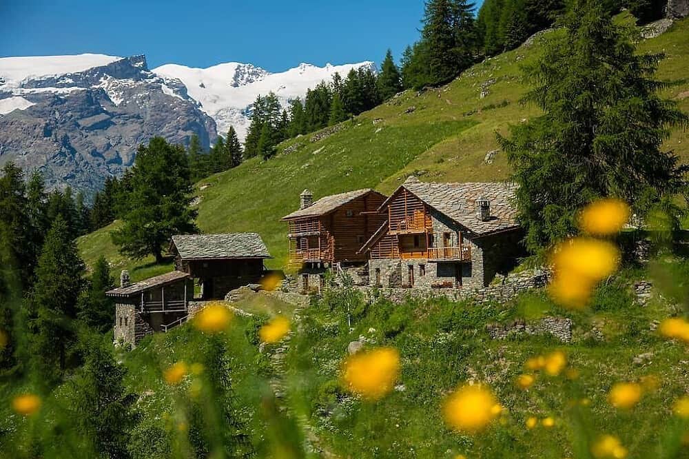 7 Day Couples Luxury Retreat in the Alps | Champoluc, Italy 4