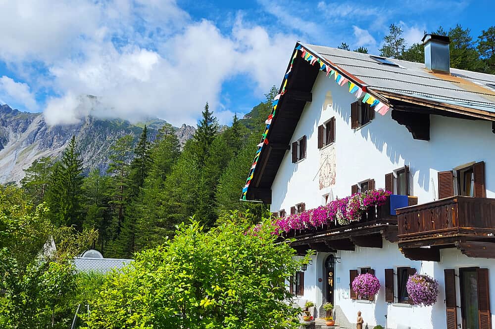 8 Day Kriya Yoga Meditation Retreat & Initiation in Austria 3