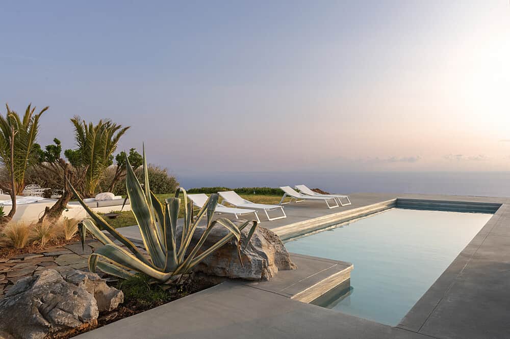 6 Day Be Your Muse: Women's Luxury Yoga & Pilates in Greece 5