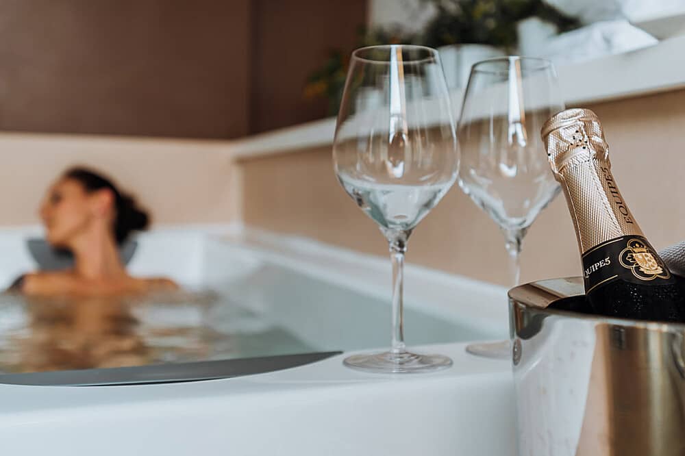 4 Day Spring Thermal Escape in Ischia, Italy