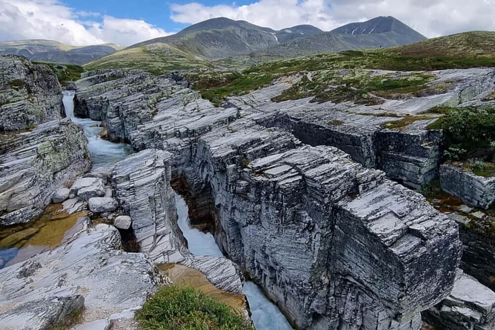 5 Day Yoga & Hiking in Rondane National Park, Norway 4