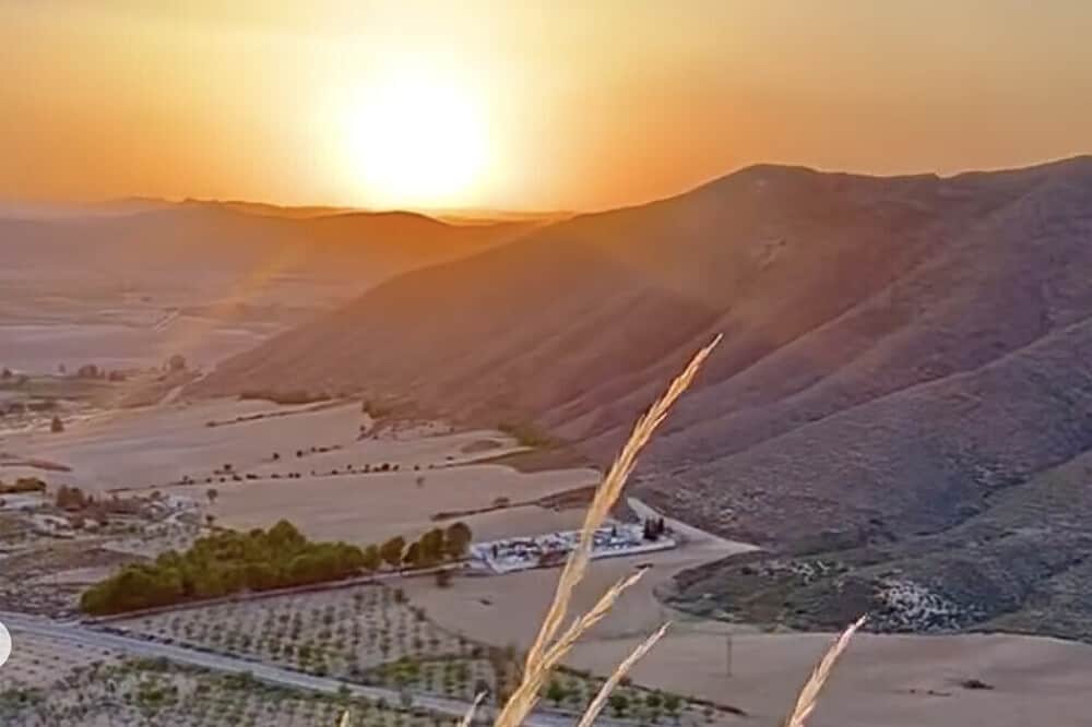 3 Day Living Ink Retreat: Sumi-e, Poetry & Soundbaths, Spain 7