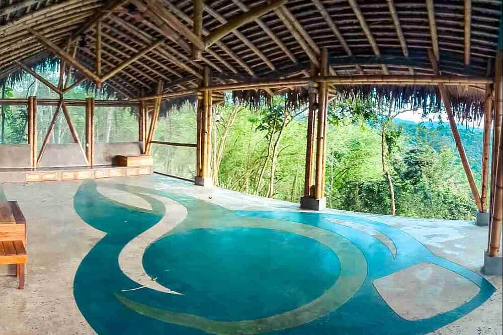 4 Day Handstand Retreat in Ecuador 5