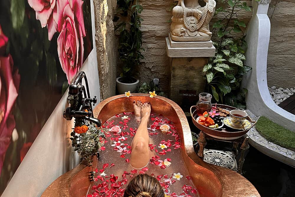 2 Day Soft, Slow, Yours: Queens & Women's Retreat in Ubud, Bali 4