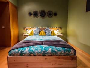 Golden Waves Surf and Yoga Lodge Portugal 6