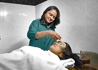 Atmabodh Patanjali Wellness Center 8