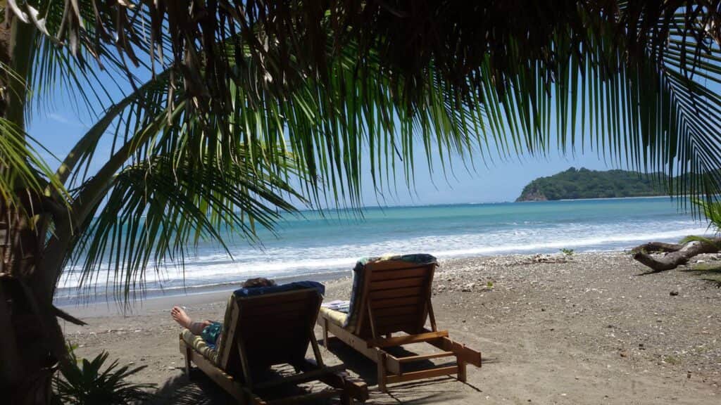 Fenix Hotel & Retreat Center 8