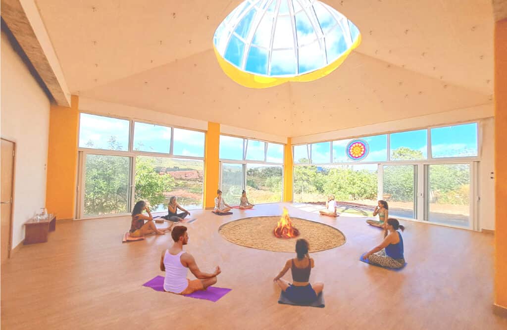 NATURALMENTE - Holistic Living 6